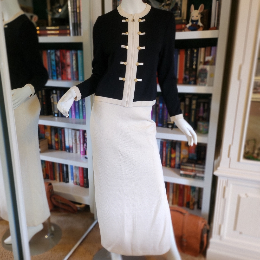 St. John Collection Black an Ivory Vintage Santana Knit 2 Piece Maxi Skirt Suit